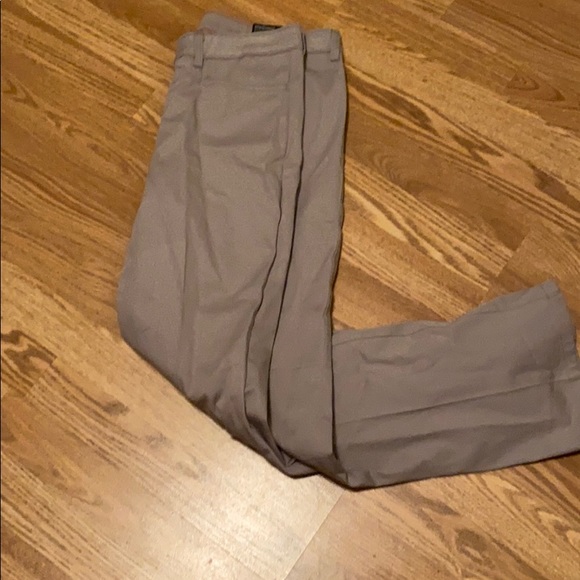 NWT Dickies light gray slacks Junior size 11 - Picture 1 of 5